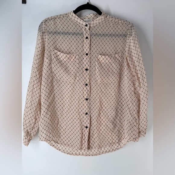 Club Monaco Tops - Club Monaco 100% Silk Blouse Small